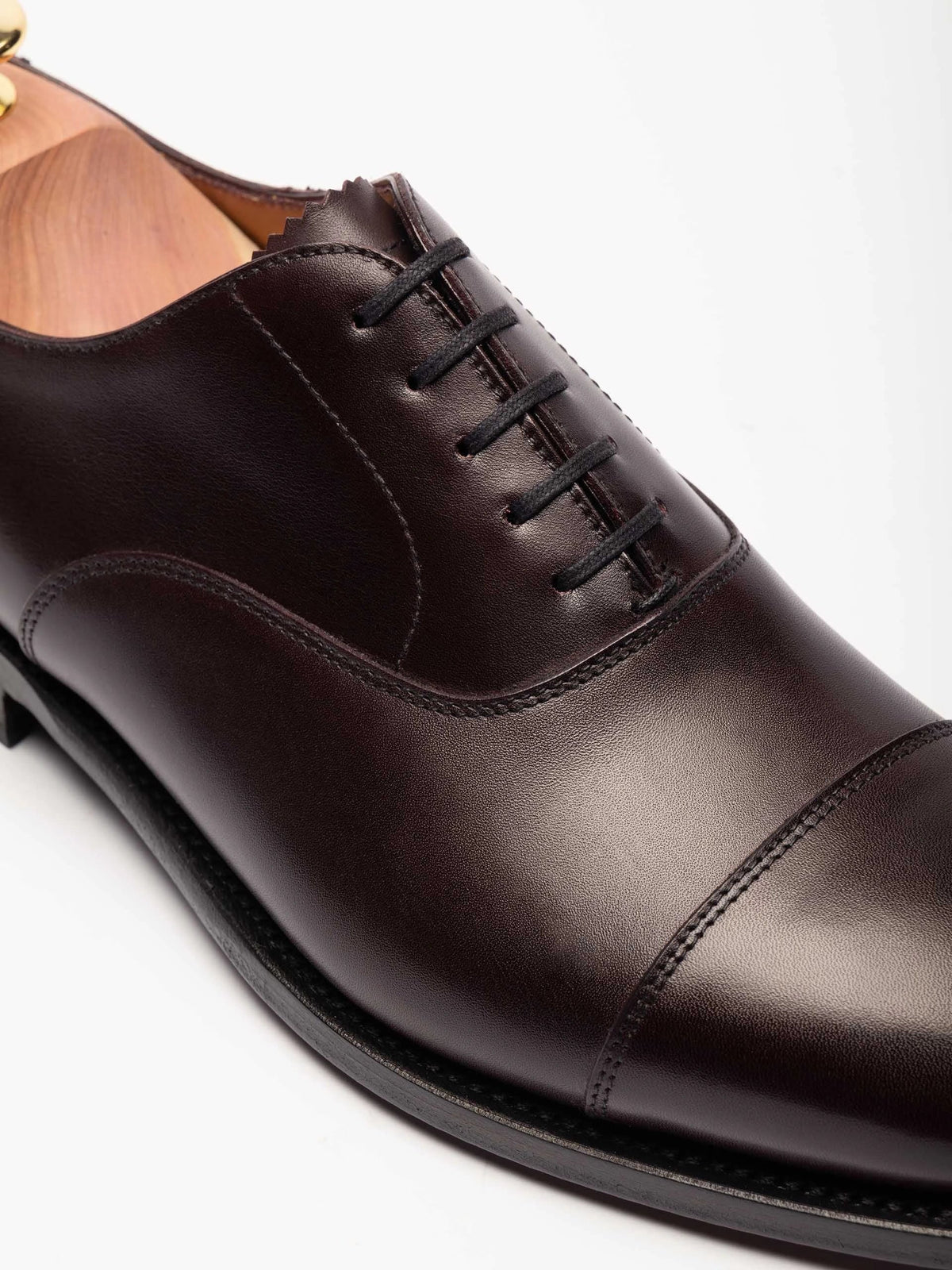 Hale Oxford - Burgundy Calf